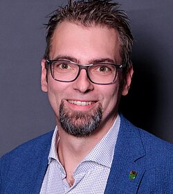 Daniel Sturmair Daniel Sturmair